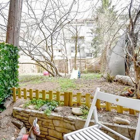 Apartment Urban Oasis With Patio 1bd